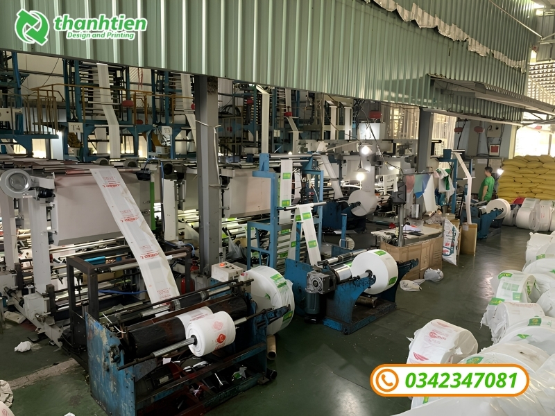 Xưởng sản xuất bao rác màu trắng chất lượng tại Thành Tiến